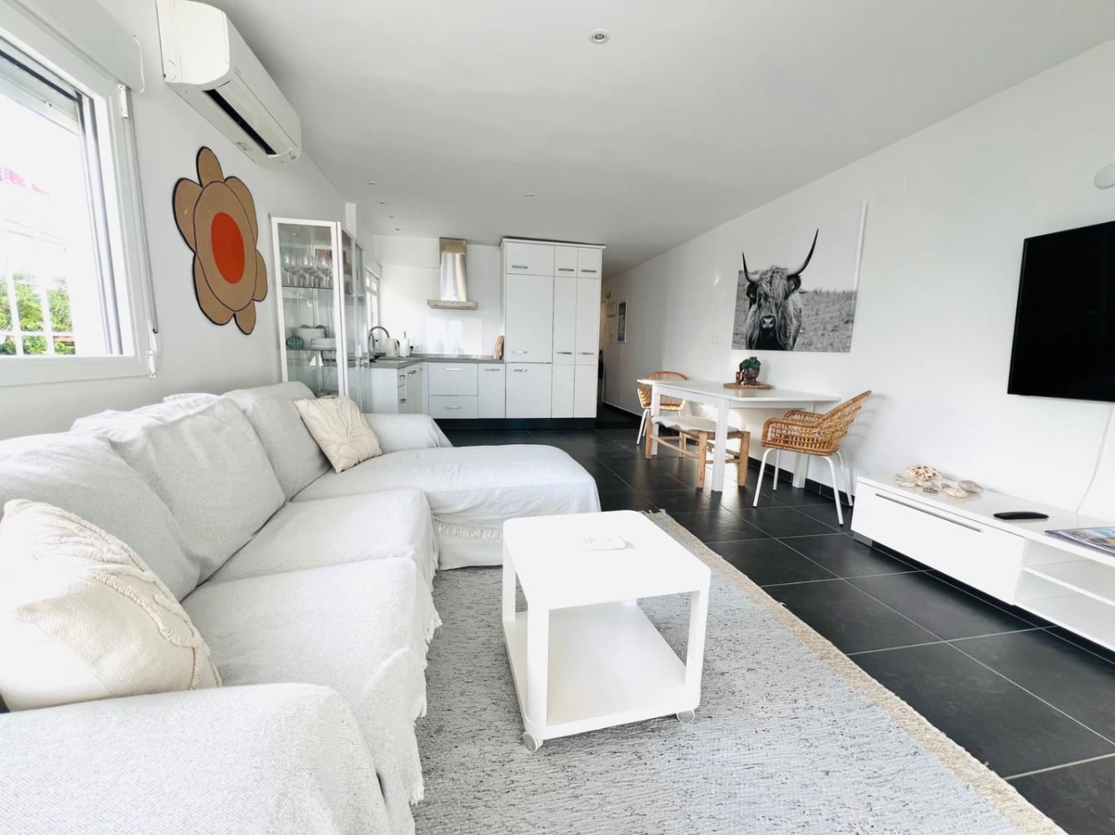 2 bedroom Apartment for sale in Altea with garage - € 365,000 (Ref: 9847743)