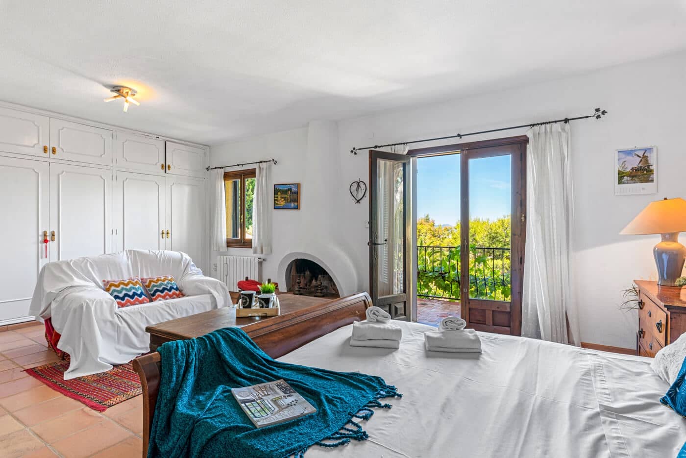 5 bedroom Villa for sale in Altea - € 1,590,000 (Ref: 9847744)