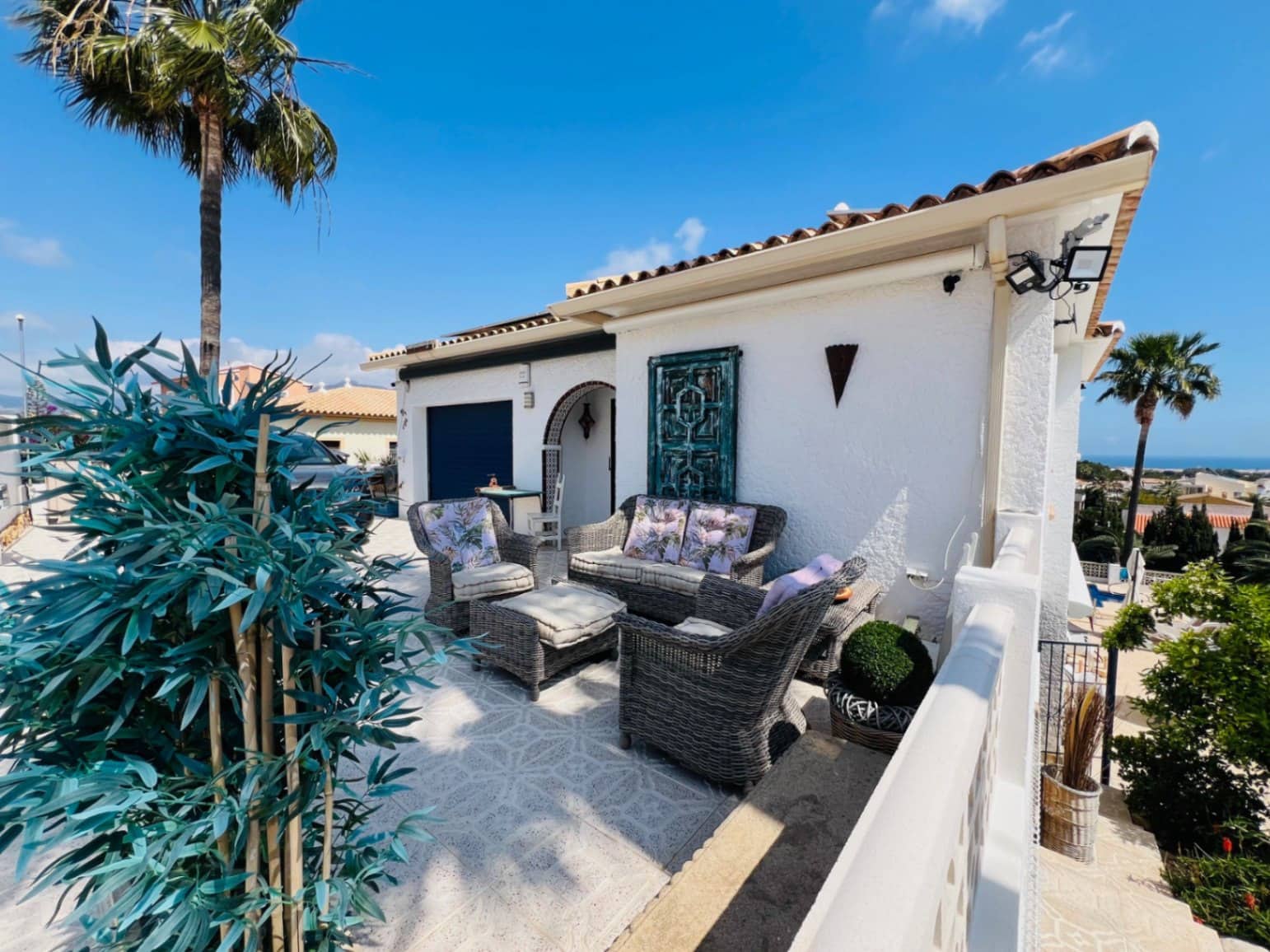 Chalet de 5 habitaciones en La Nucia en venta con piscina garaje - 825.000 € (Ref: 9847746)