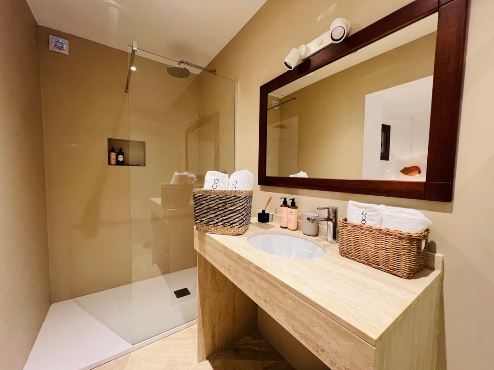 3 bedroom Townhouse for sale in Altea - € 675,000 (Ref: 9847748)