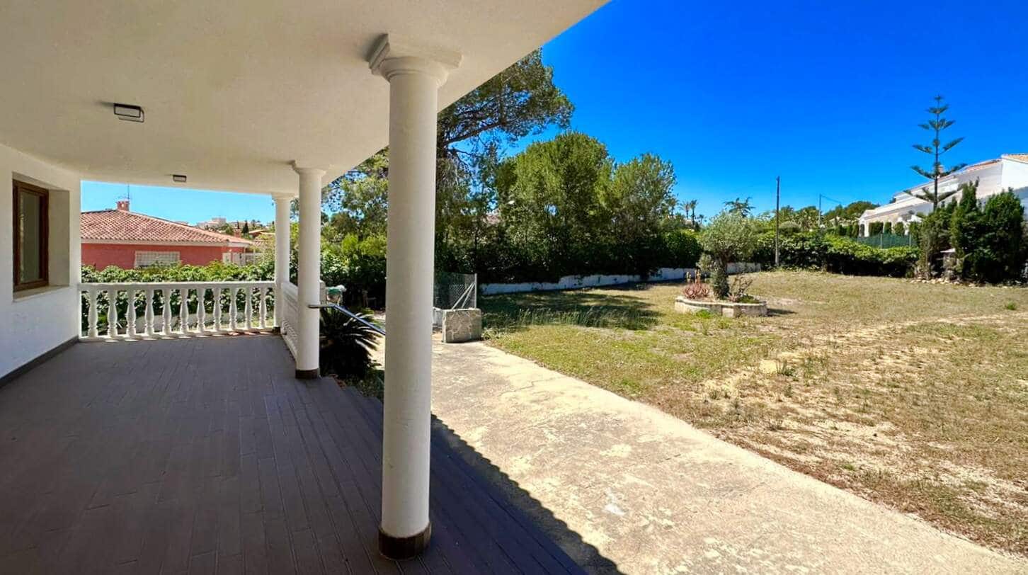 4 chambre Villa/Maison à vendre à La Nucia avec piscine - 900 000 € (Ref: 9858720)