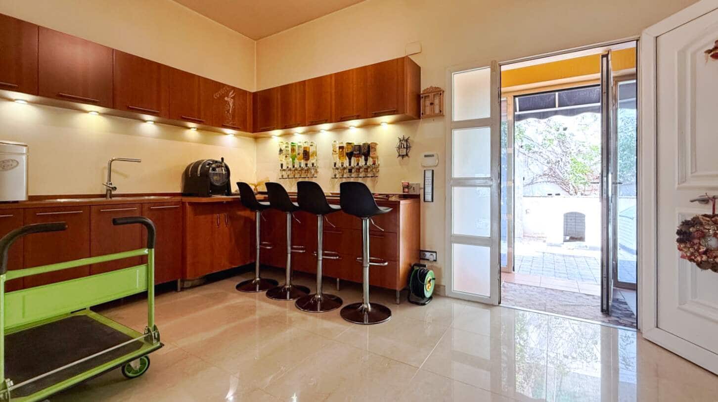 4 soverom Villa til salgs i Calpe / Calp med garasje - € 1 100 000 (Ref: 9877149)