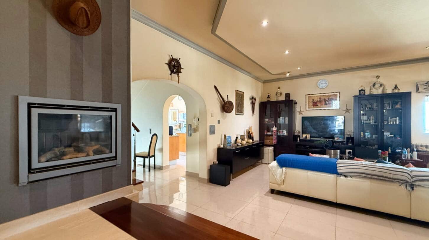 4 soverom Villa til salgs i Calpe / Calp med garasje - € 1 100 000 (Ref: 9877149)