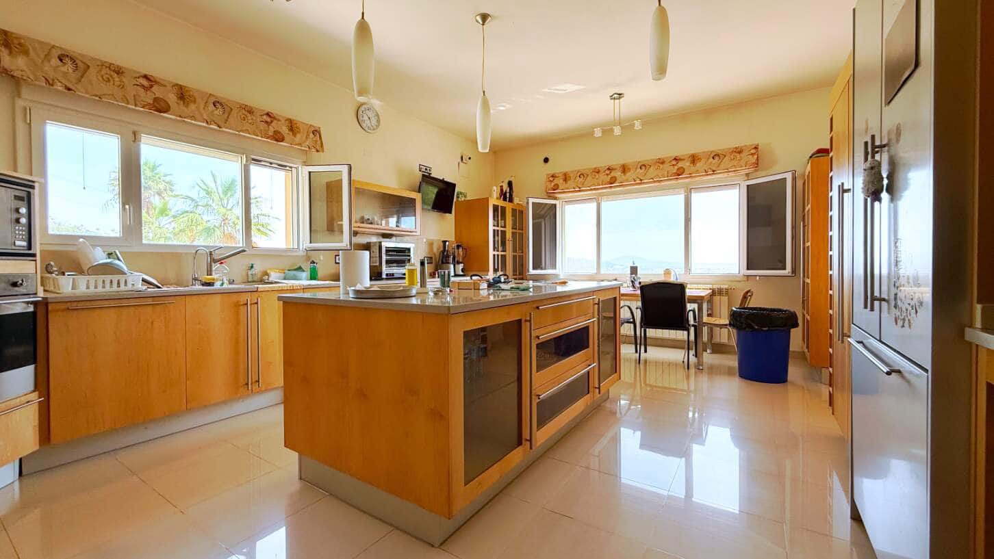 4 soverom Villa til salgs i Calpe / Calp med garasje - € 1 100 000 (Ref: 9877149)