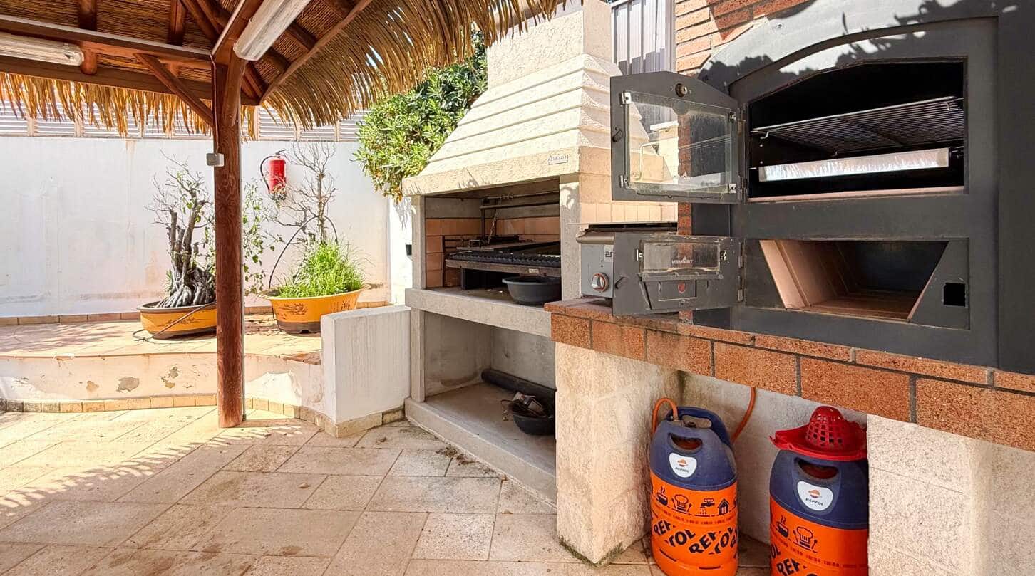 4 soverom Villa til salgs i Calpe / Calp med garasje - € 1 100 000 (Ref: 9877149)