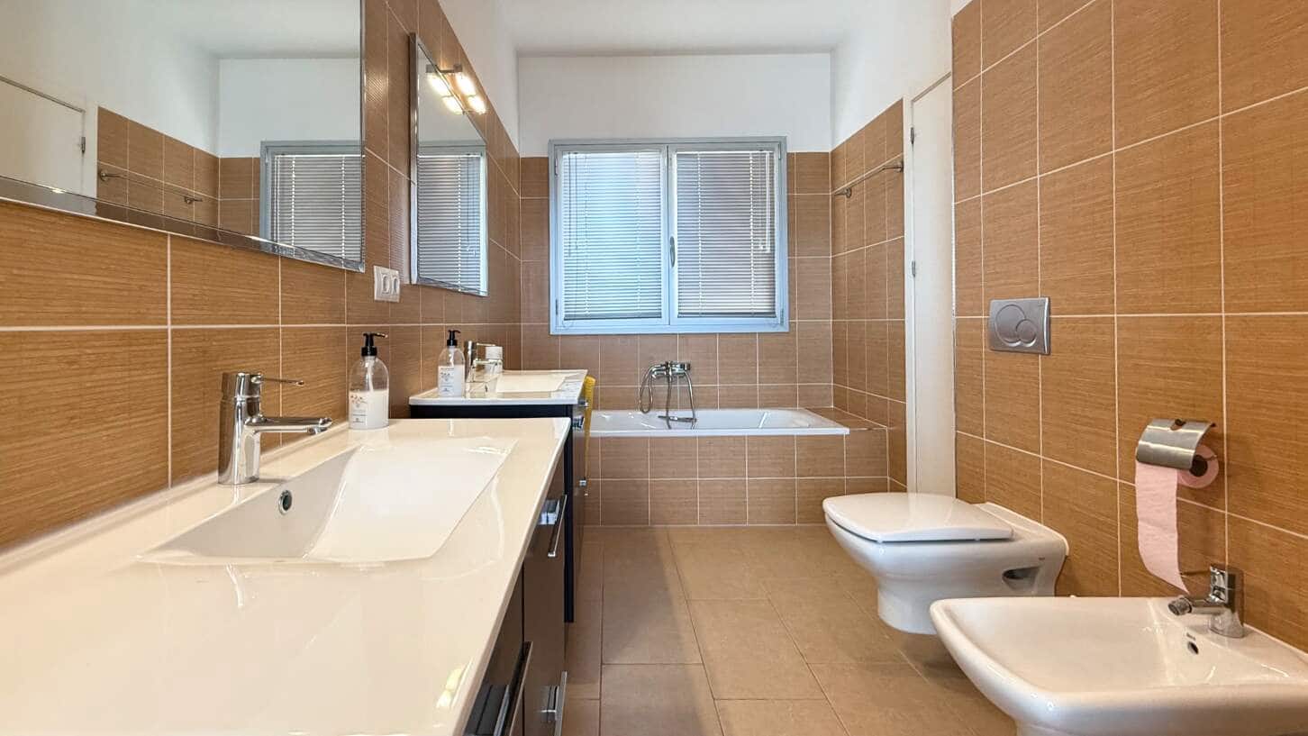 6 slaapkamer Villa te koop in Altea met zwembad garage - € 1.799.000 (Ref: 9888721)