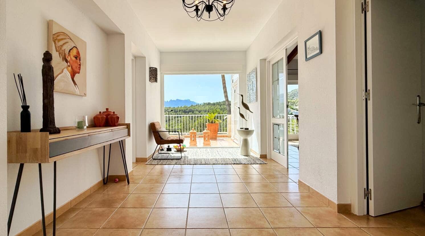 3 bedroom Villa for sale in Altea with pool garage - € 725,000 (Ref: 9911765)