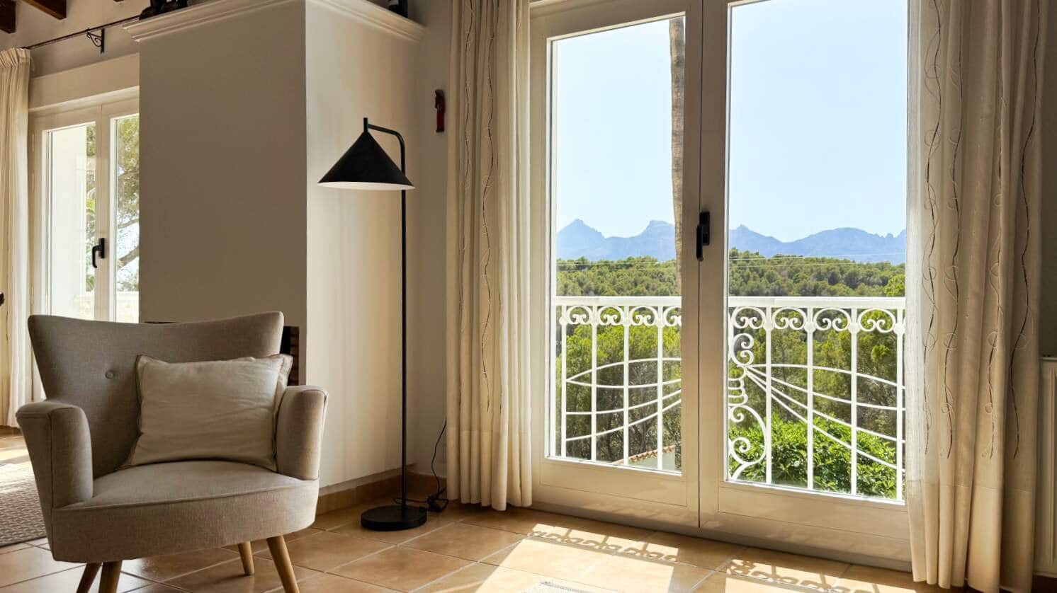 3 bedroom Villa for sale in Altea with pool garage - € 725,000 (Ref: 9911765)