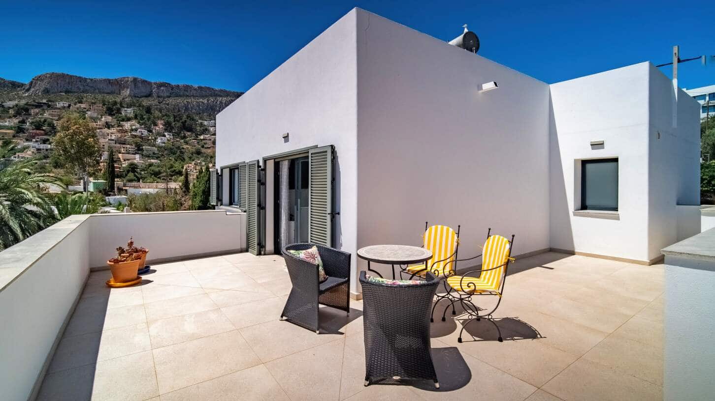 5 soverom Villa til salgs i Calpe / Calp med svømmebasseng garasje - € 1 590 000 (Ref: 9911766)