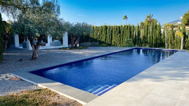 4 chambre Villa/Maison à vendre à Calpe / Calp avec piscine garage - 1 250 000 € (Ref: 9912257)