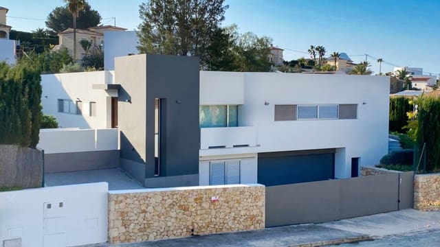 4 chambre Villa/Maison à vendre à Calpe / Calp avec piscine garage - 1 250 000 € (Ref: 9912257)