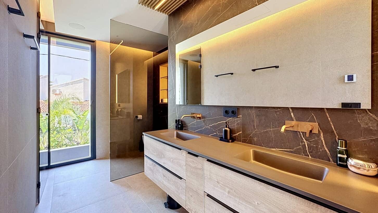 4 slaapkamer Villa te koop in Calpe / Calp met zwembad garage - € 2.290.000 (Ref: 9924962)