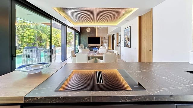 4 slaapkamer Villa te koop in Calpe / Calp met zwembad garage - € 2.290.000 (Ref: 9924962)