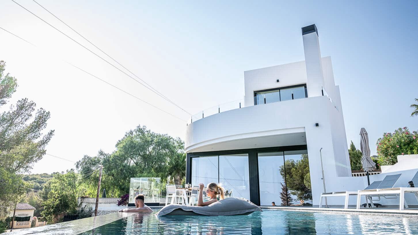 3 soverom Villa til salgs i Benissa med svømmebasseng garasje - € 1 250 000 (Ref: 9937251)