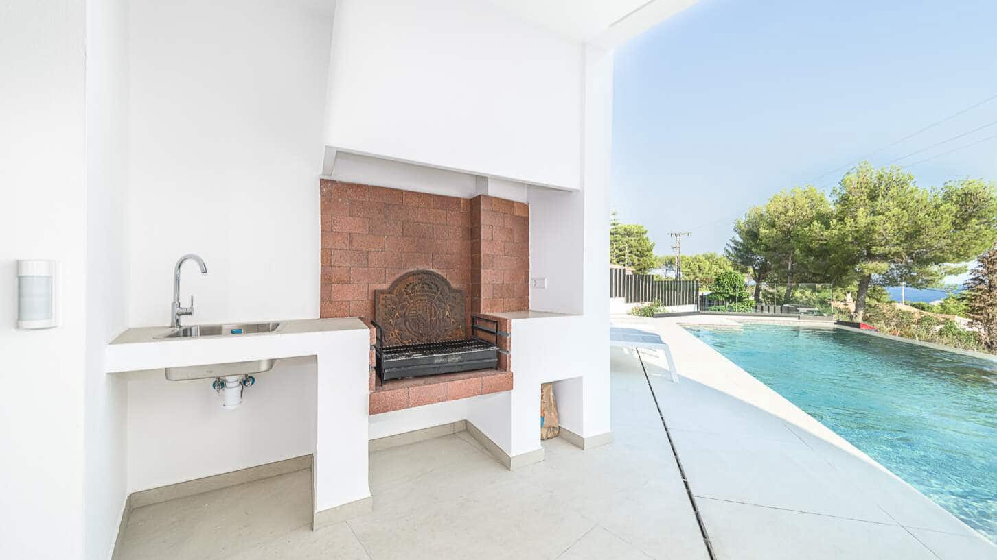 3 soverom Villa til salgs i Benissa med svømmebasseng garasje - € 1 250 000 (Ref: 9937251)