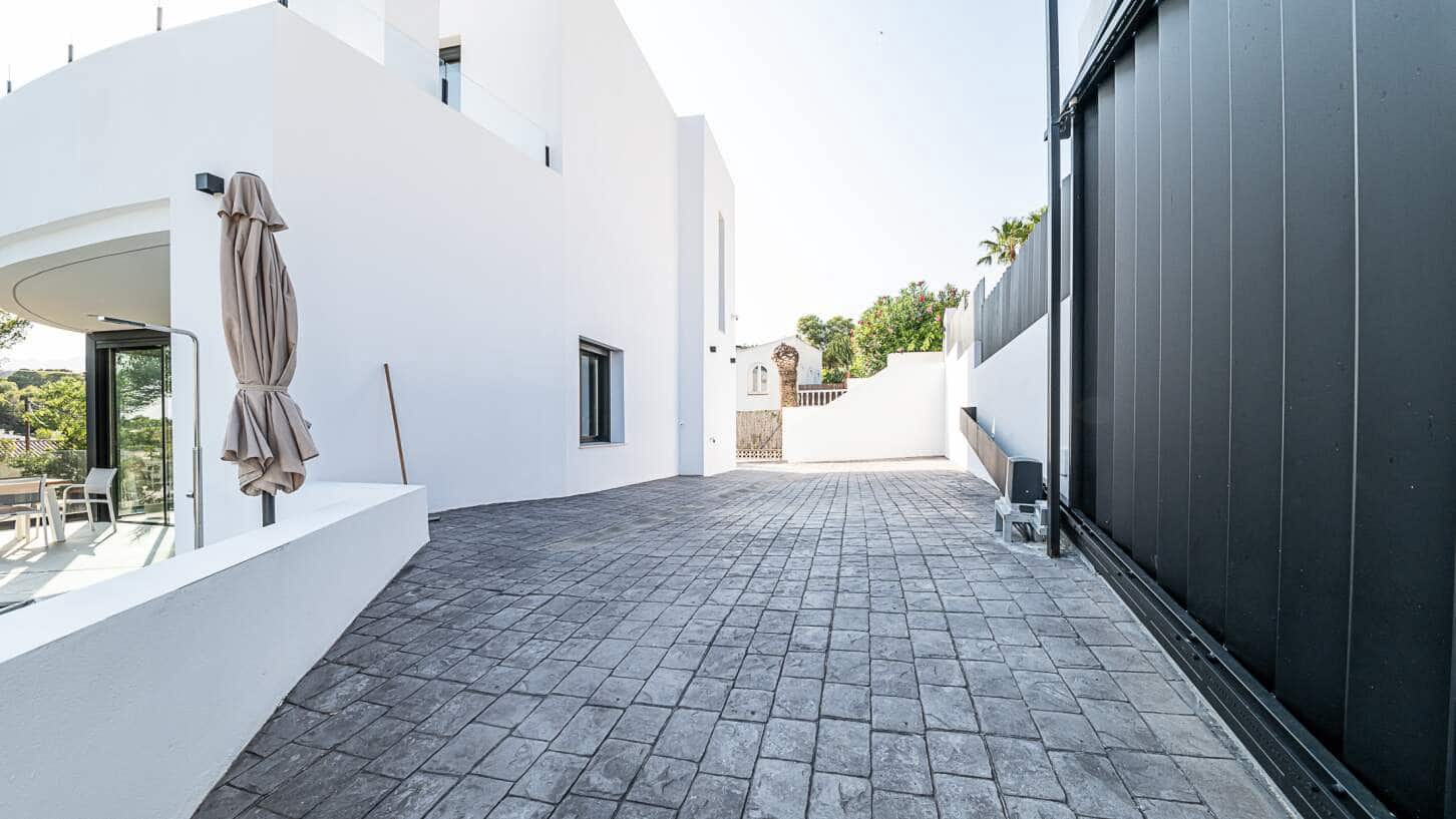 3 soverom Villa til salgs i Benissa med svømmebasseng garasje - € 1 250 000 (Ref: 9937251)