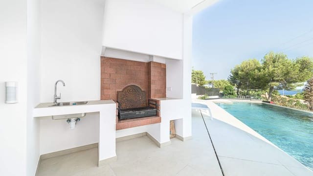 3 soveværelse Villa til salg i Benissa med swimmingpool garage - € 1.250.000 (Ref: 9937251)