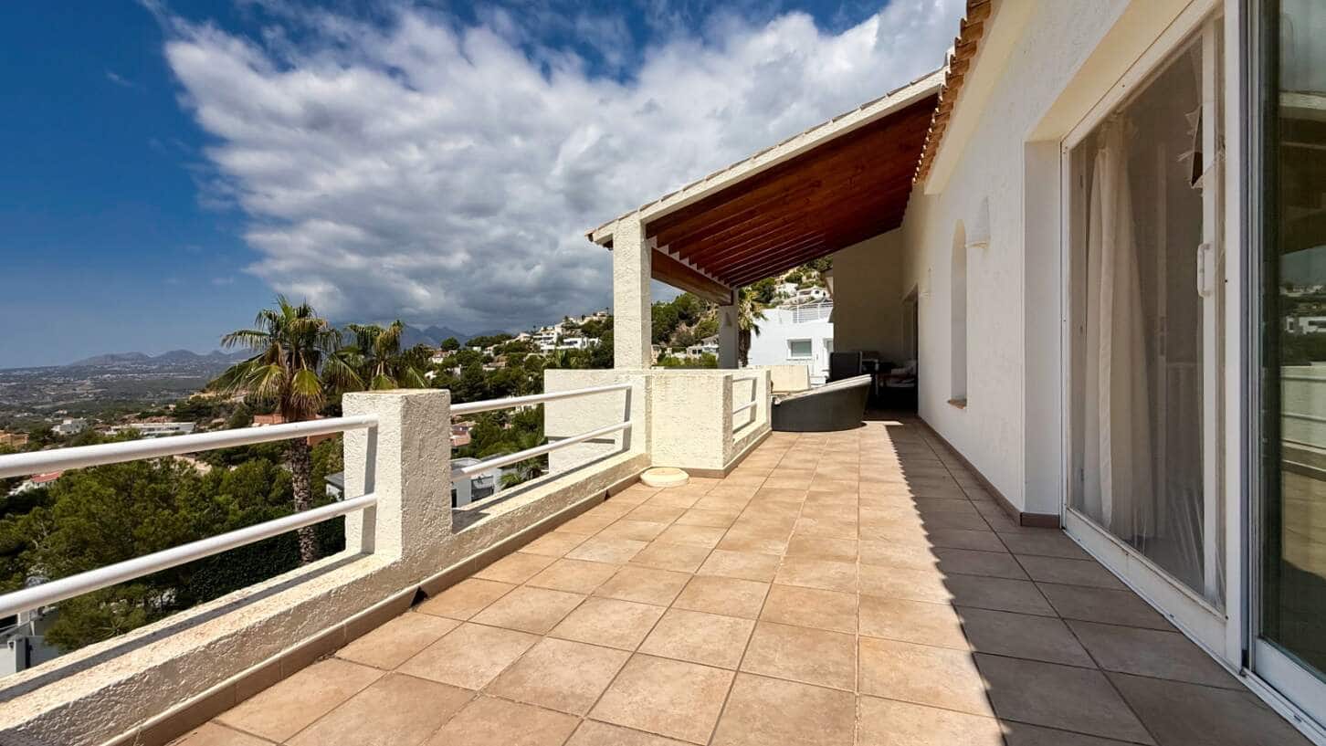3 quarto Moradia para venda em Altea com piscina garagem - 849 000 € (Ref: 9941214)