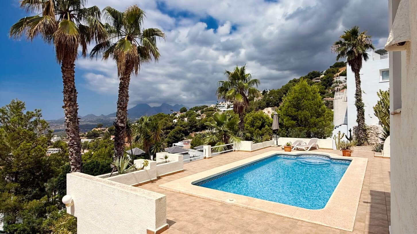 3 quarto Moradia para venda em Altea com piscina garagem - 849 000 € (Ref: 9941214)