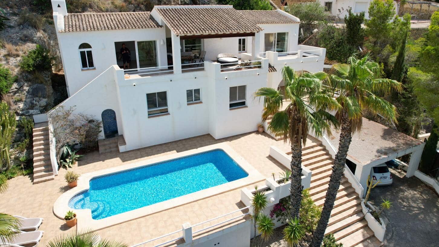 3 quarto Moradia para venda em Altea com piscina garagem - 849 000 € (Ref: 9941214)