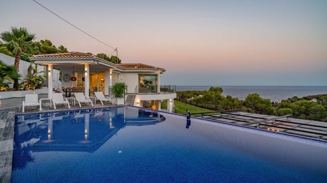 5 sypialnia Willa na sprzedaż w Benissa z basenem garażem - 3 850 000 € (Ref: 9962286)
