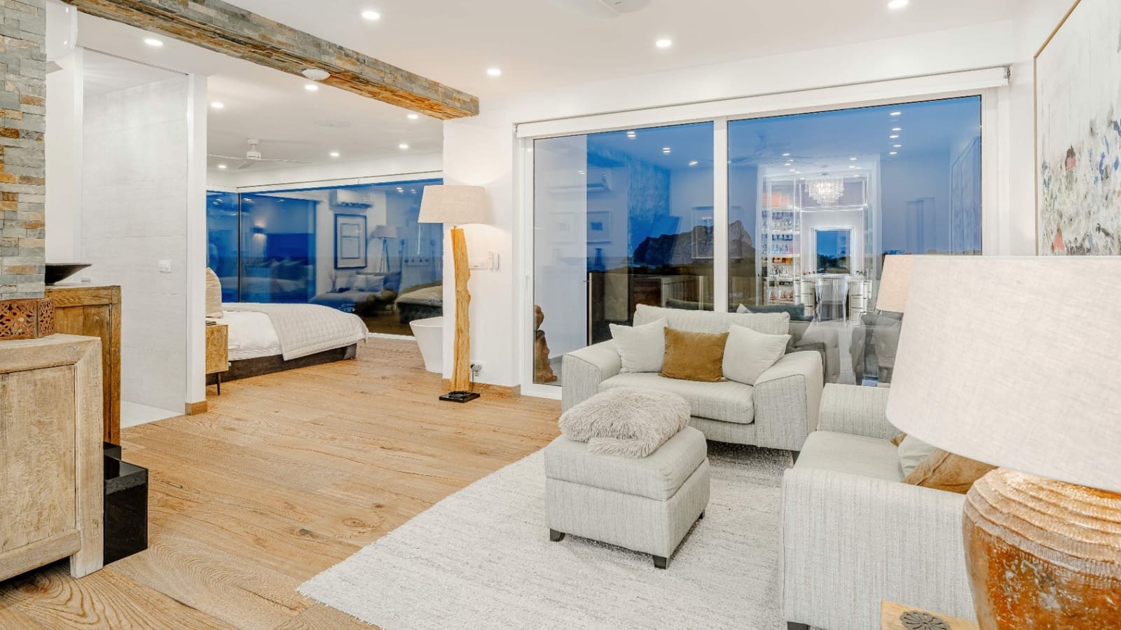 5 bedroom Villa for sale in Benissa with pool garage - € 3,850,000 (Ref: 9962286)