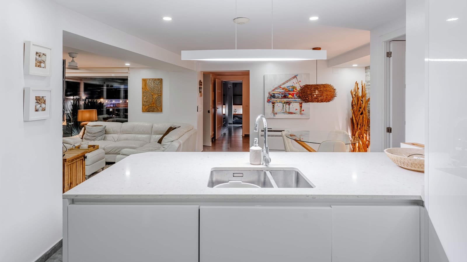 5 bedroom Villa for sale in Benissa with pool garage - € 3,850,000 (Ref: 9962286)