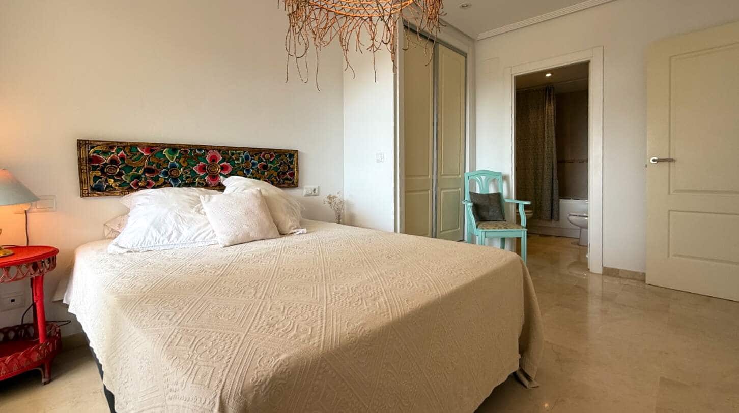 Apartamento de 2 habitaciones en Altea en venta con piscina garaje - 325.000 € (Ref: 9996056)