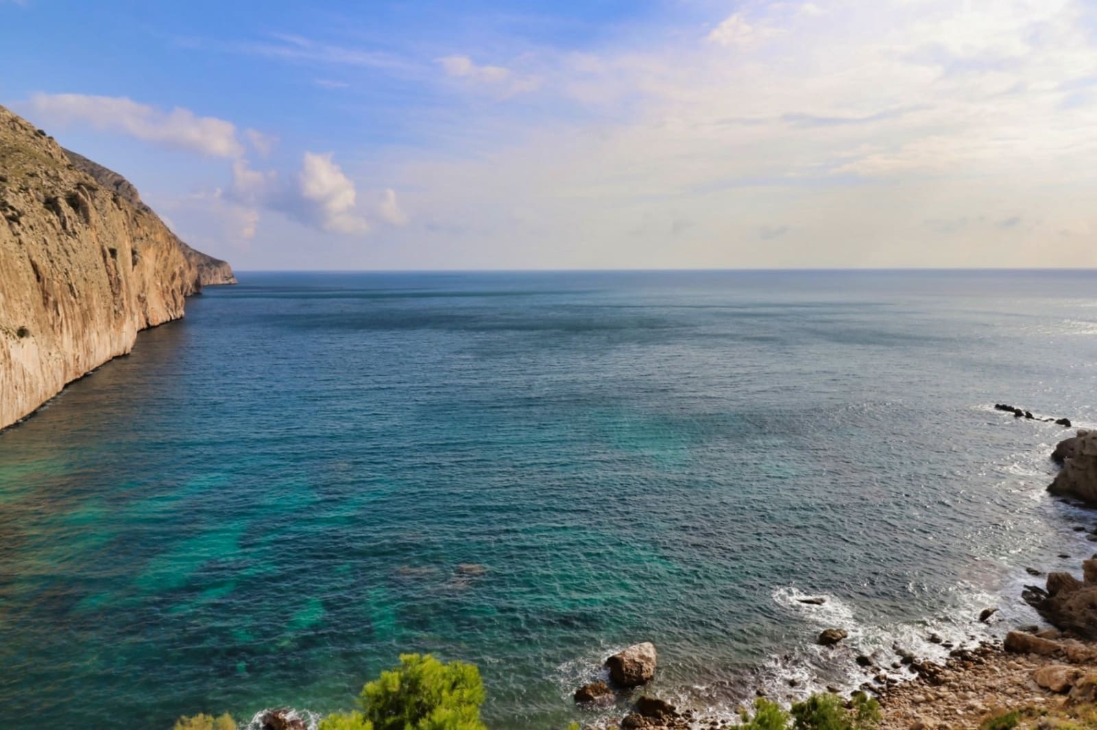 Apartamento de 2 habitaciones en Altea en venta con piscina garaje - 325.000 € (Ref: 9996056)