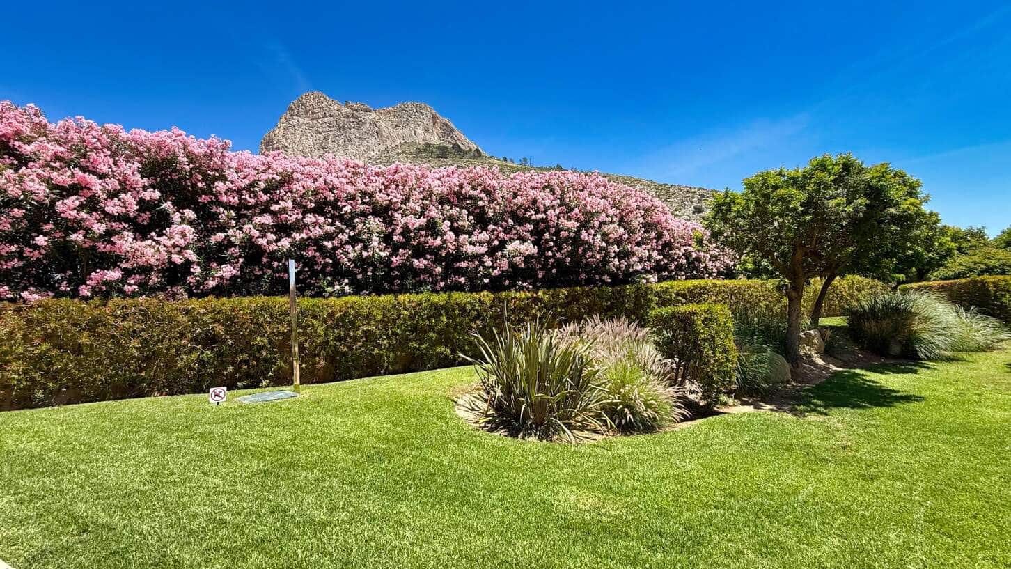 Apartamento de 2 habitaciones en Altea en venta con piscina garaje - 325.000 € (Ref: 9996056)