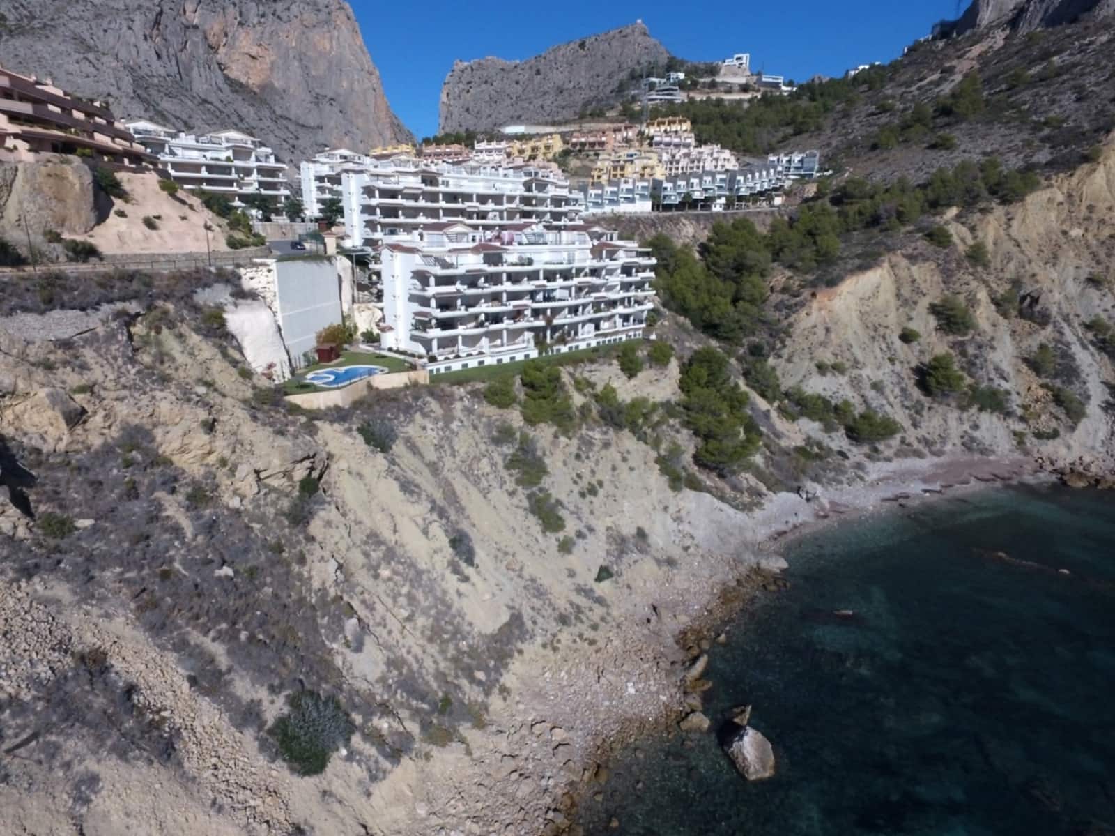 Apartamento de 2 habitaciones en Altea en venta con piscina garaje - 325.000 € (Ref: 9996056)