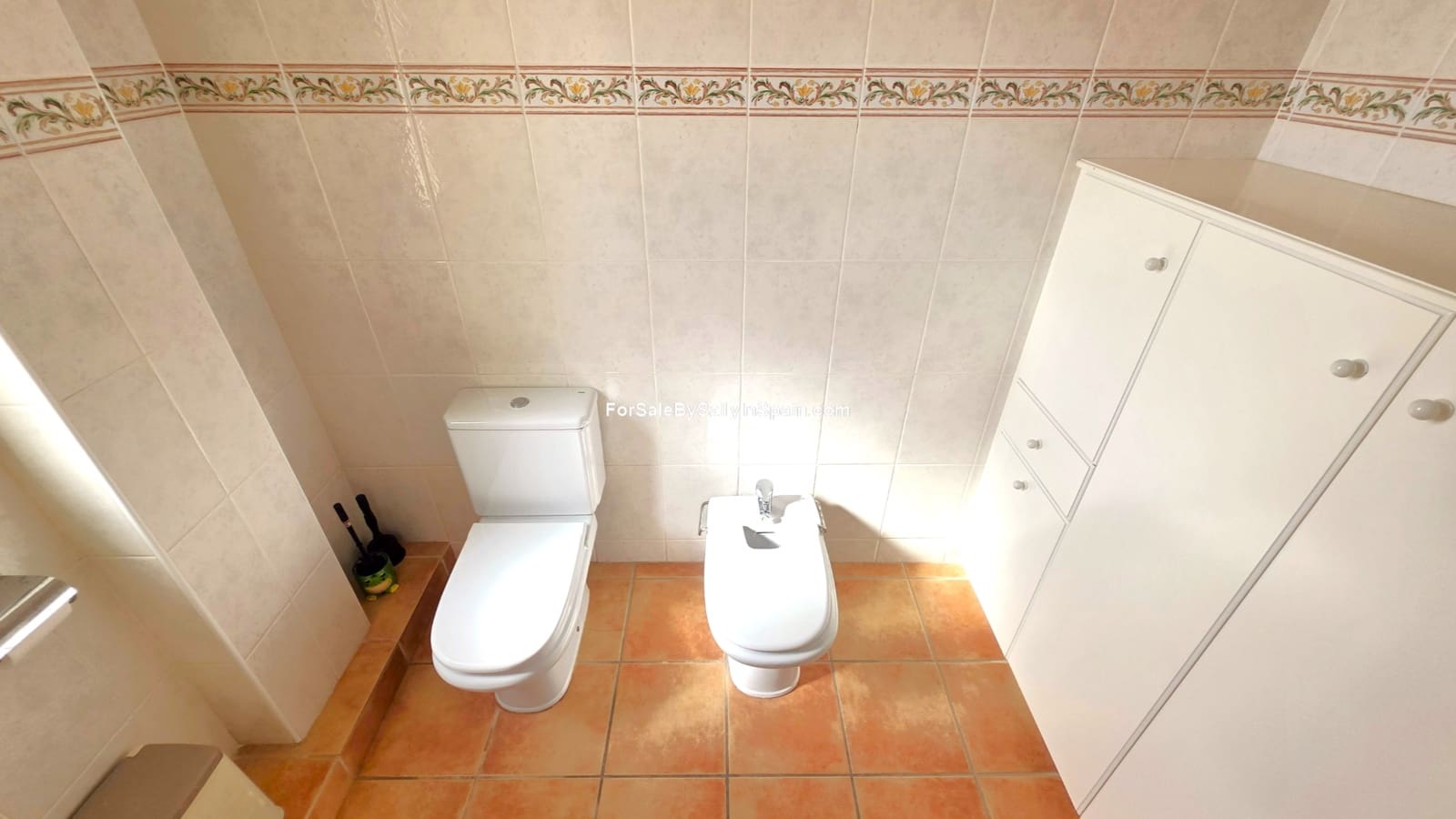 4 quarto Moradia Geminada para venda em Miramar com garagem - 449 000 € (Ref: 10052153)