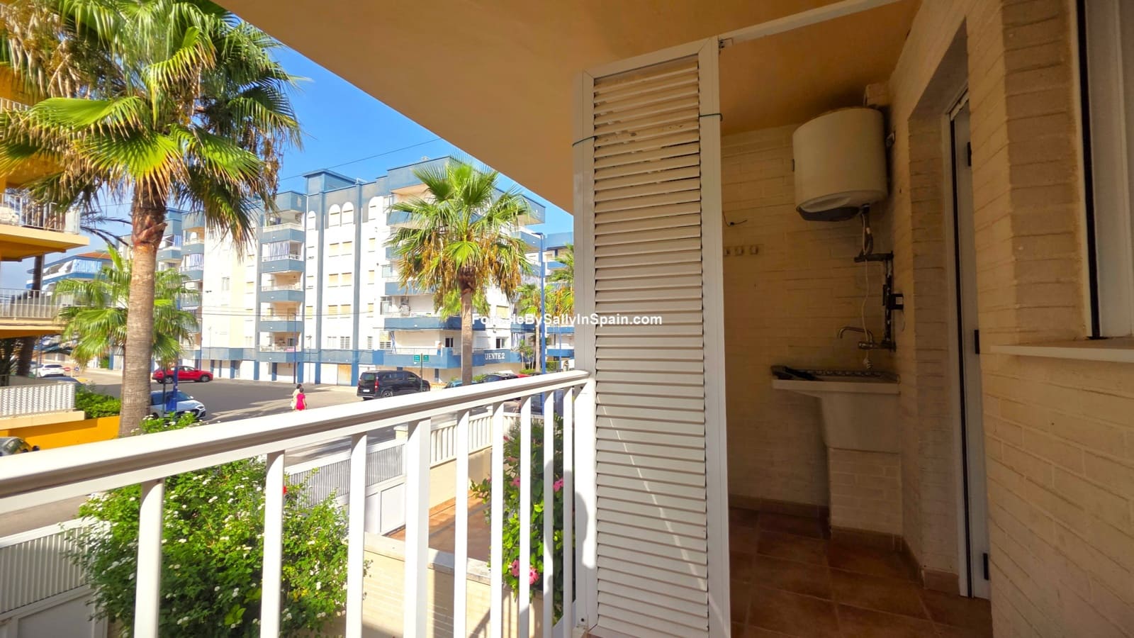 4 quarto Moradia Geminada para venda em Miramar com garagem - 449 000 € (Ref: 10052153)