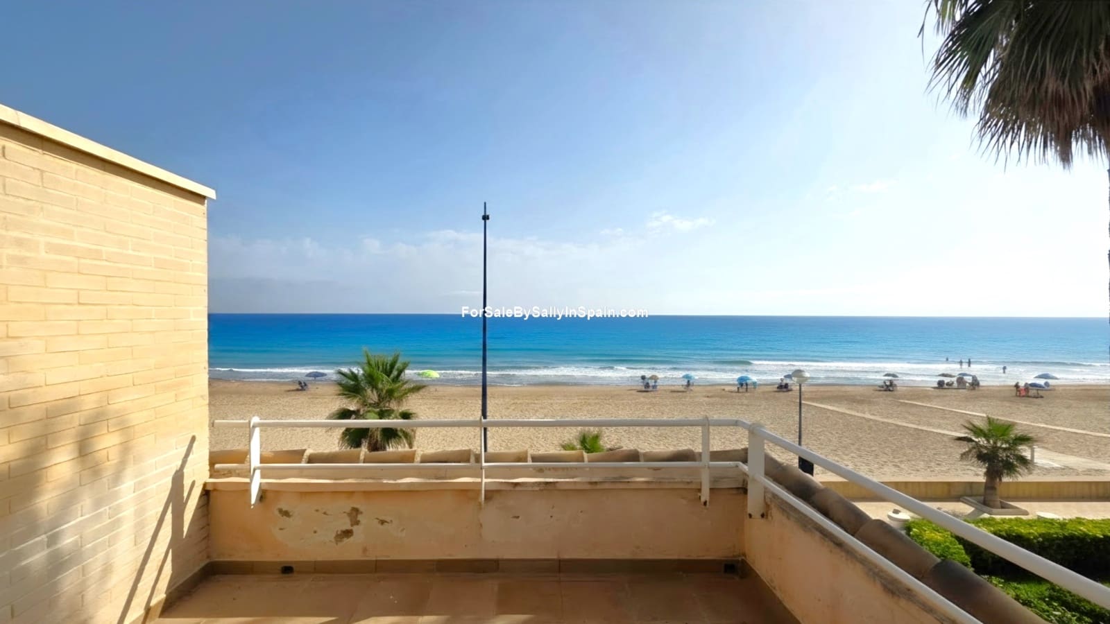 4 quarto Moradia Geminada para venda em Miramar com garagem - 449 000 € (Ref: 10052153)
