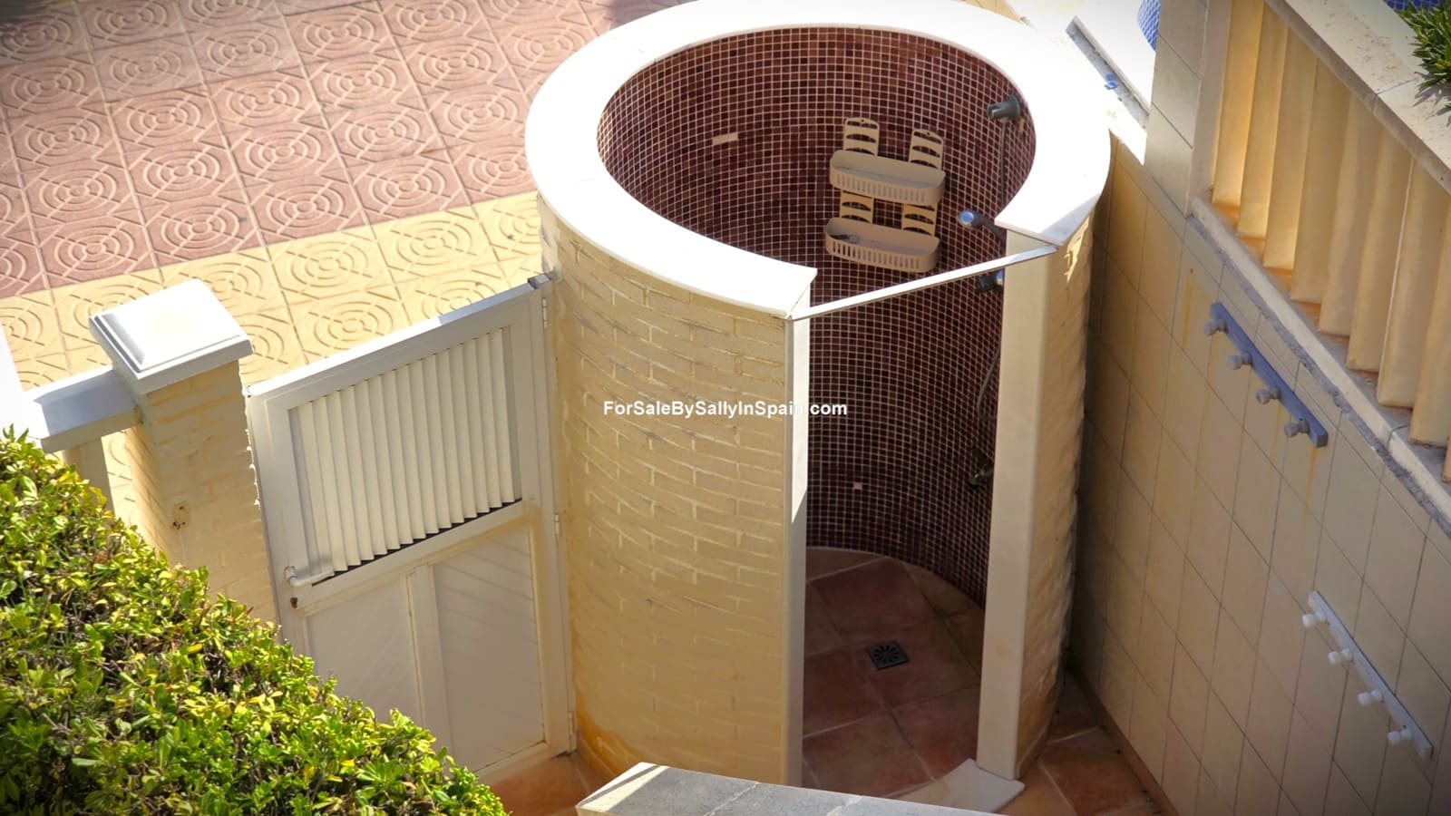 4 quarto Moradia Geminada para venda em Miramar com garagem - 449 000 € (Ref: 10052153)