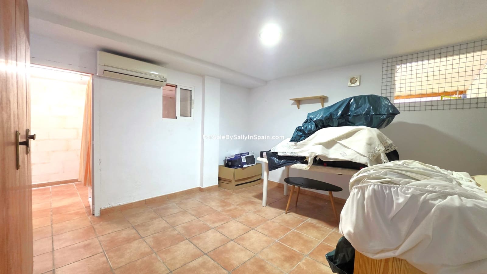 4 quarto Moradia Geminada para venda em Miramar com garagem - 449 000 € (Ref: 10052153)