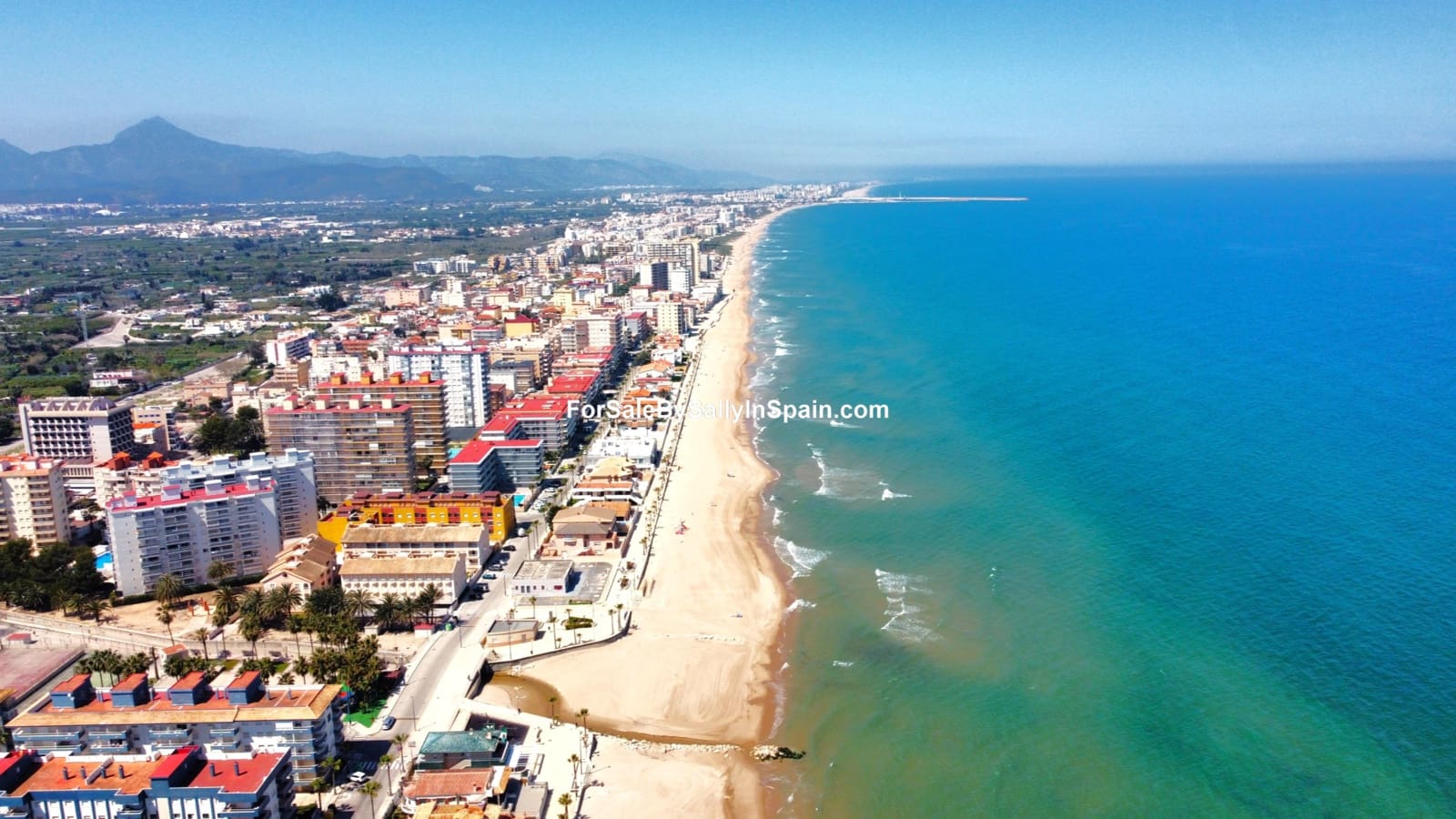 4 quarto Moradia Geminada para venda em Miramar com garagem - 449 000 € (Ref: 10052153)