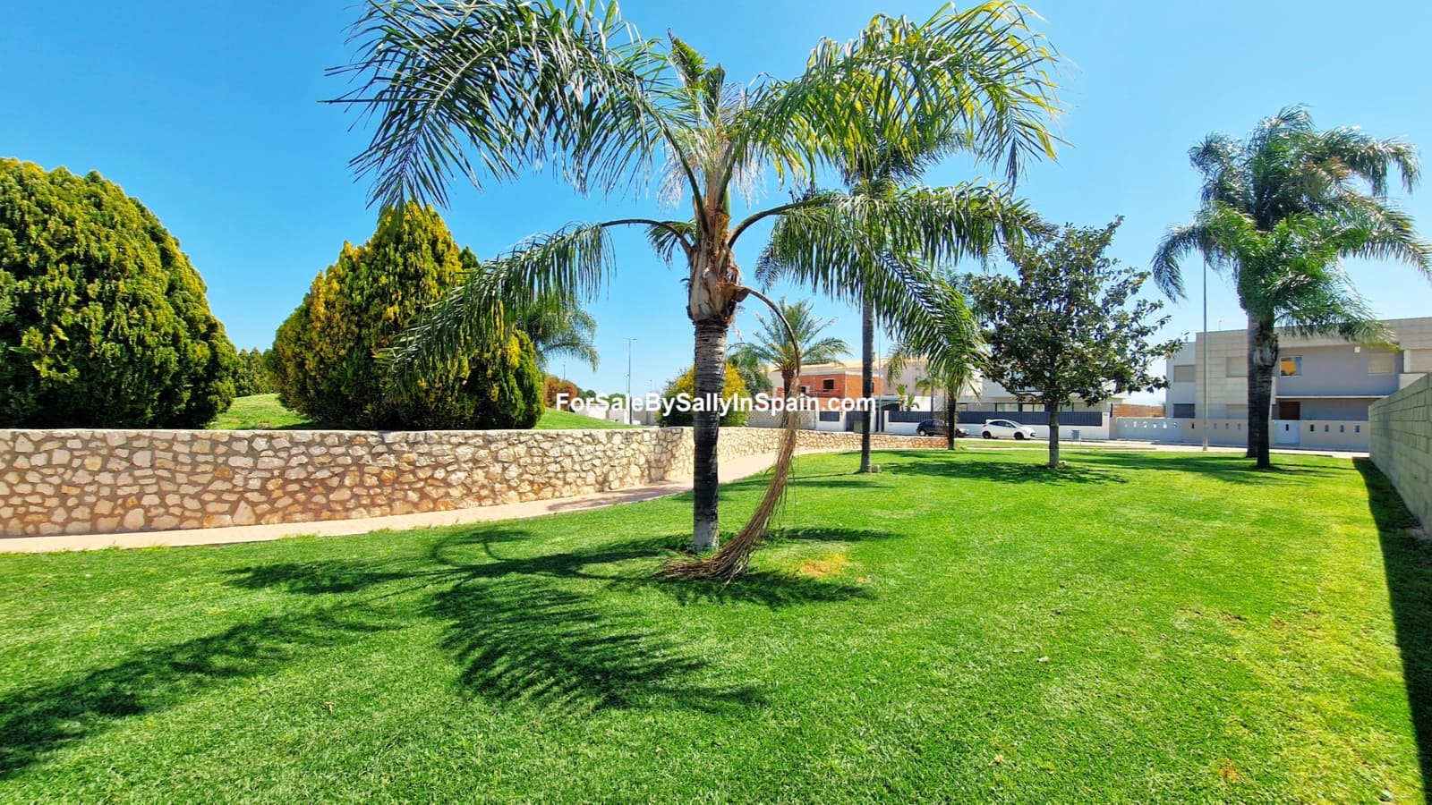 4 quarto Moradia Geminada para venda em Miramar com garagem - 449 000 € (Ref: 10052153)