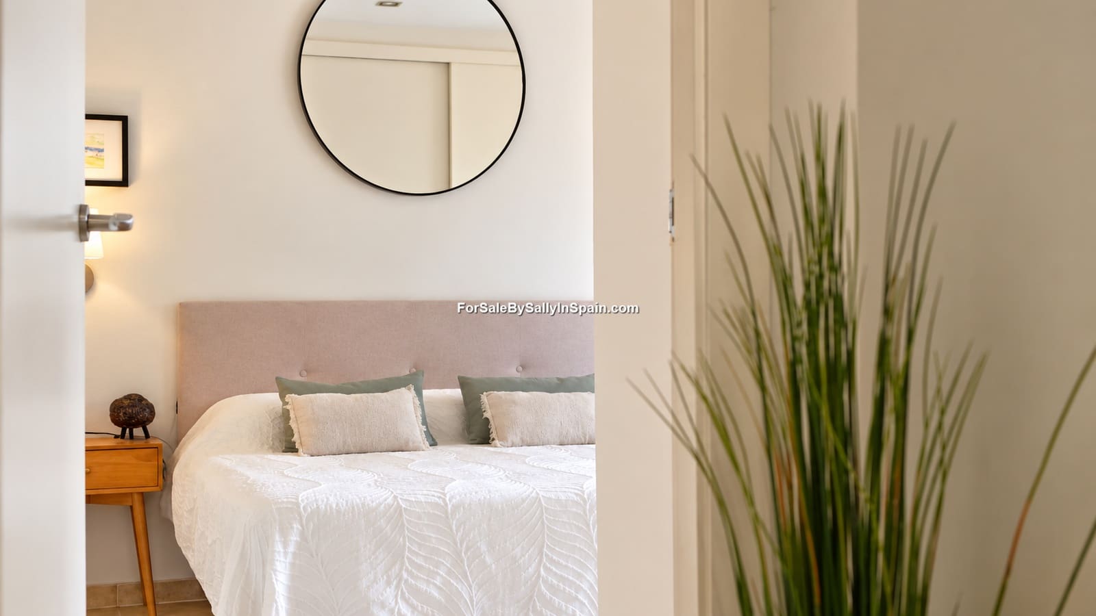 5 bedroom Villa for sale in Barx with pool garage - € 695,000 (Ref: 10163494)