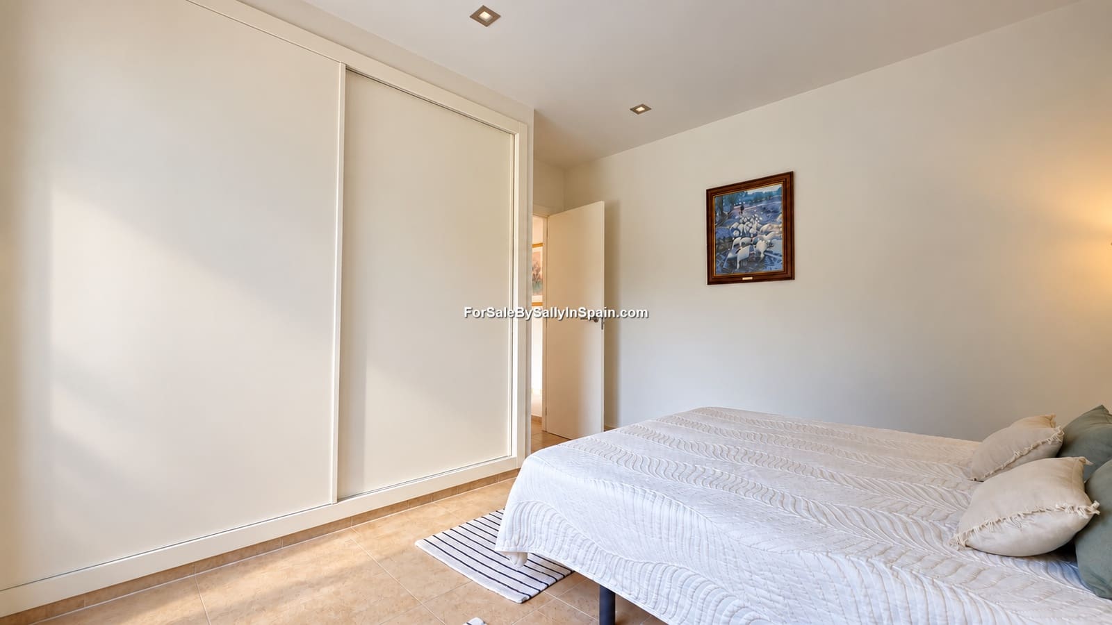 5 bedroom Villa for sale in Barx with pool garage - € 695,000 (Ref: 10163494)