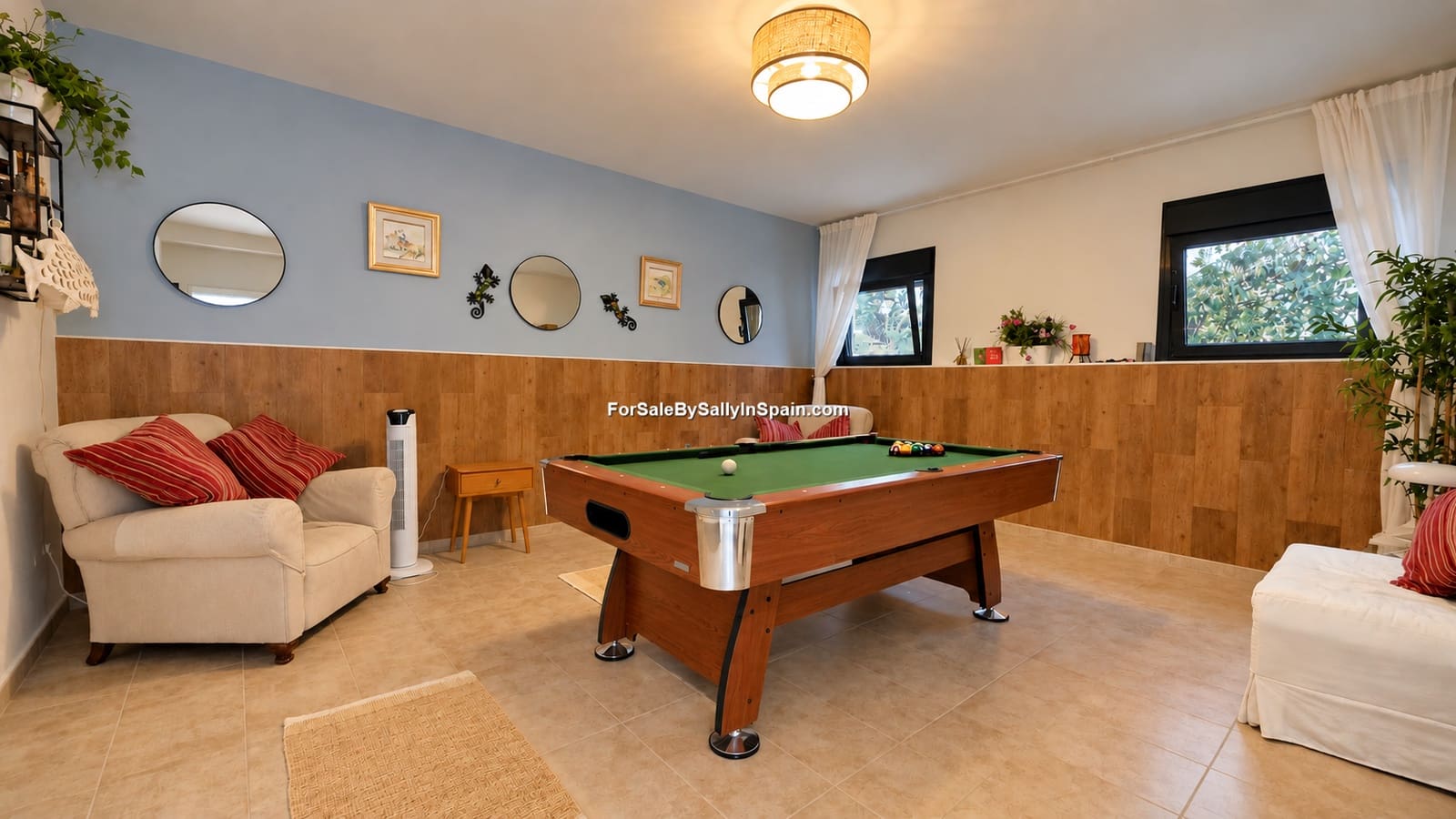 5 bedroom Villa for sale in Barx with pool garage - € 695,000 (Ref: 10163494)