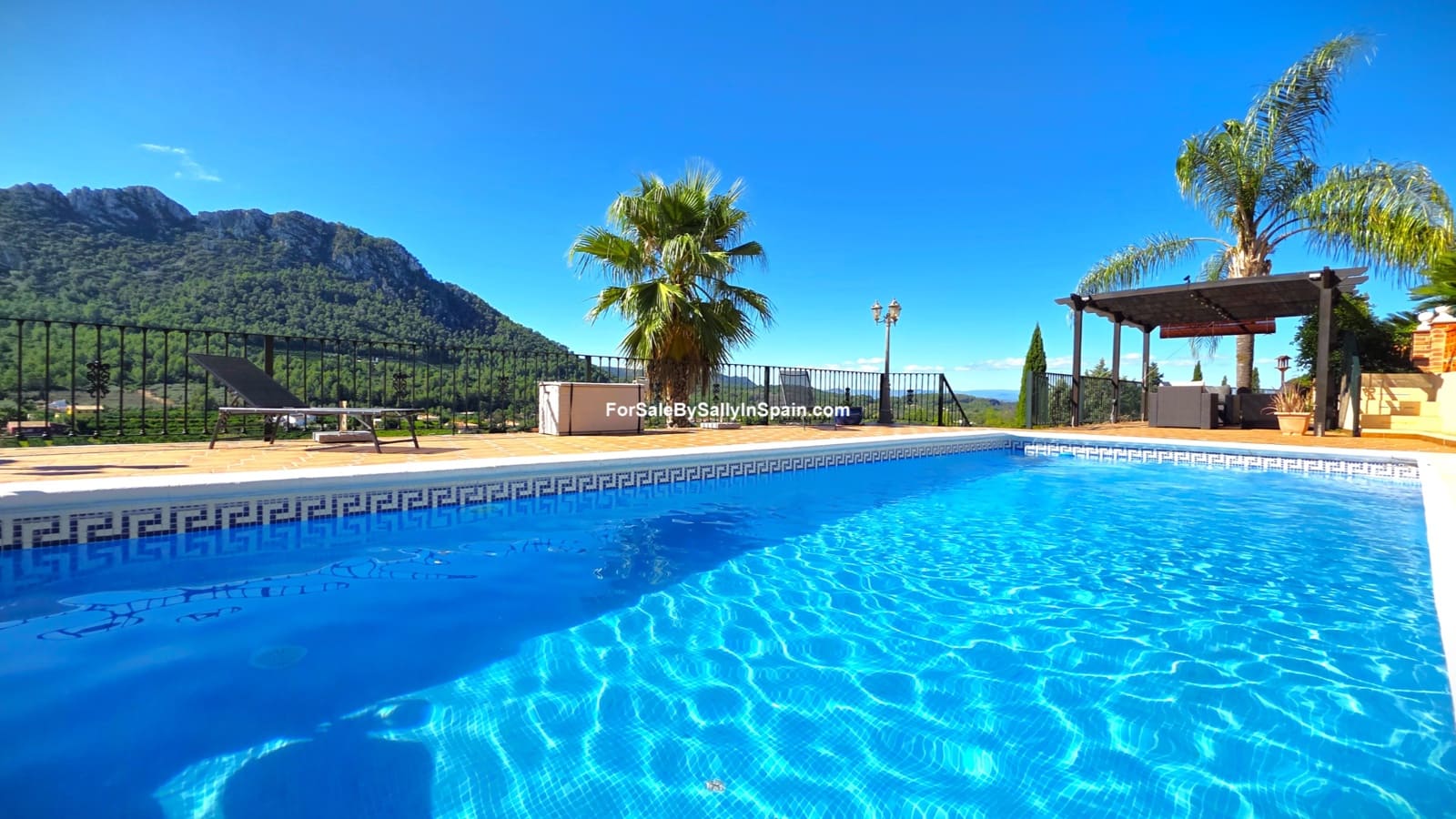 5 soveværelse Villa til salg i Pla de Corrals med swimmingpool garage - € 599.000 (Ref: 10165032)