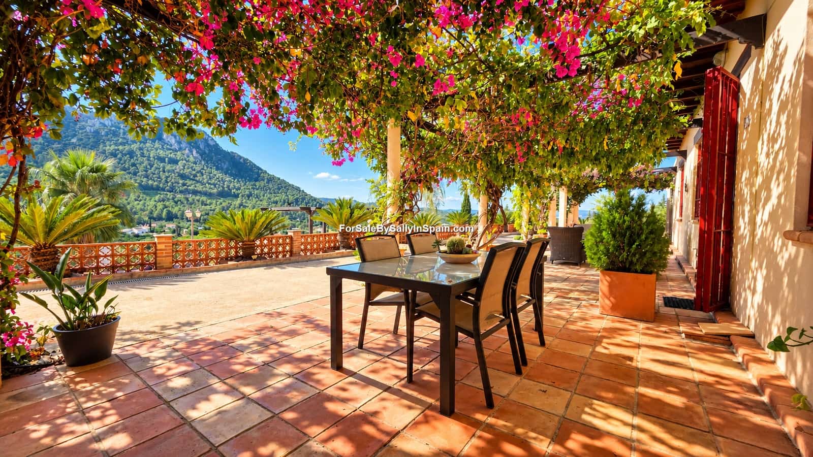 5 soveværelse Villa til salg i Pla de Corrals med swimmingpool garage - € 599.000 (Ref: 10165032)