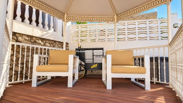 3 sovrum Villa till salu i Gandia med pool garage - 749 000 € (Ref: 10165135)