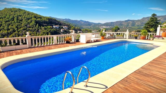 3 sovrum Villa till salu i Gandia med pool garage - 749 000 € (Ref: 10165135)