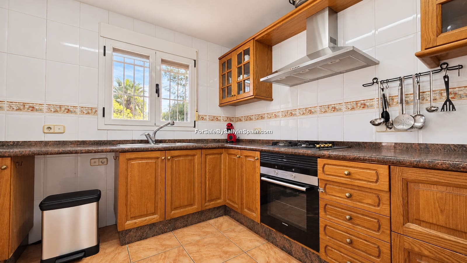 3 Zimmer Villa zu verkaufen in Barx mit Pool Garage - 269.000 € (Ref: 10183253)
