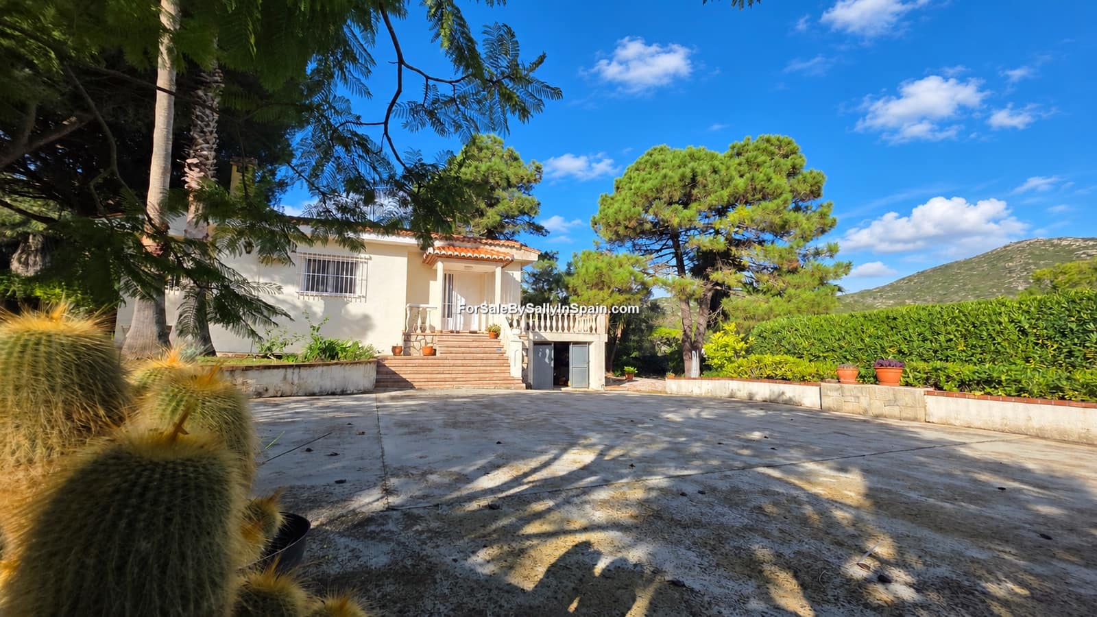 3 Zimmer Villa zu verkaufen in Barx mit Pool Garage - 269.000 € (Ref: 10183253)