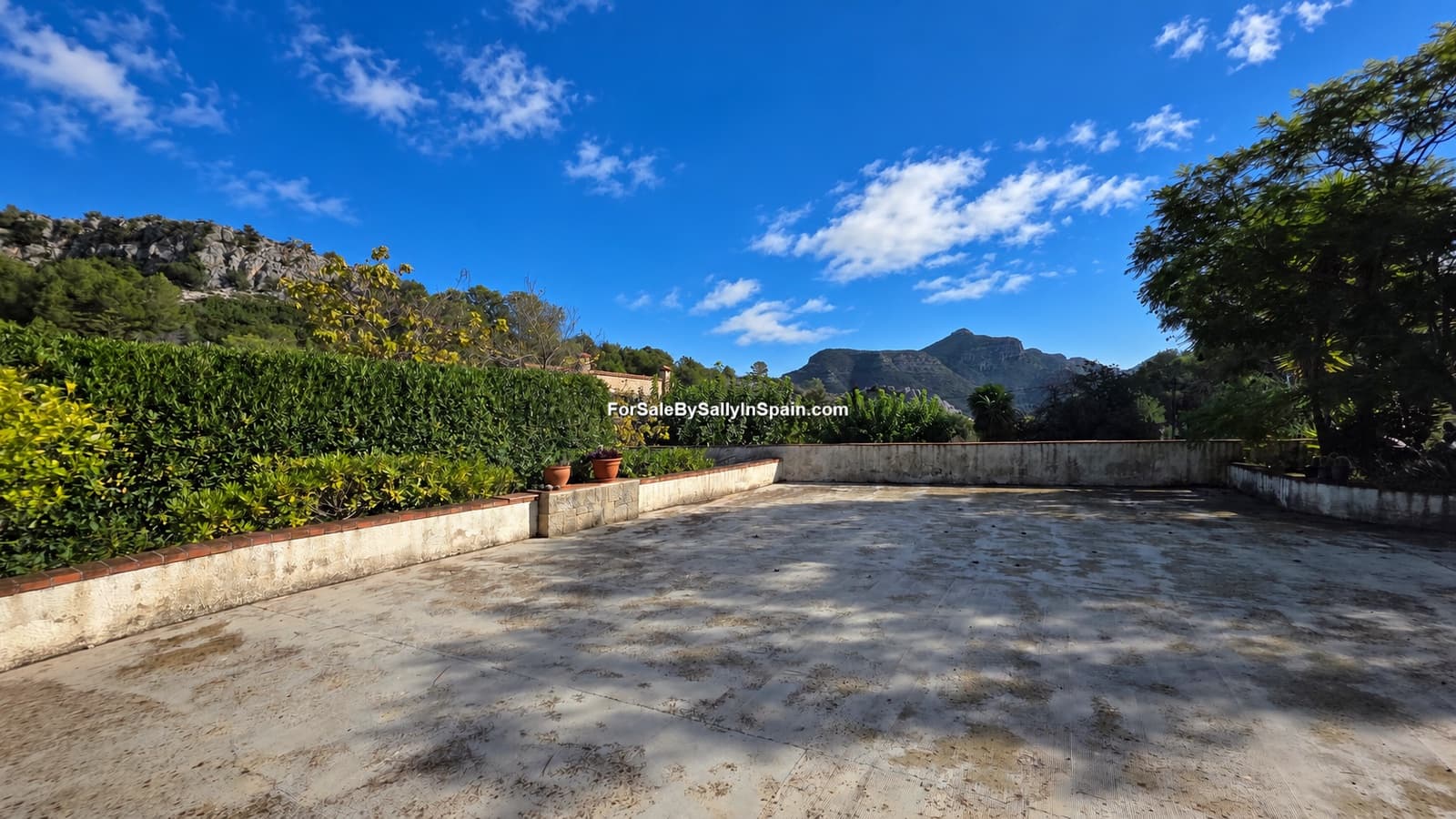 3 Zimmer Villa zu verkaufen in Barx mit Pool Garage - 269.000 € (Ref: 10183253)