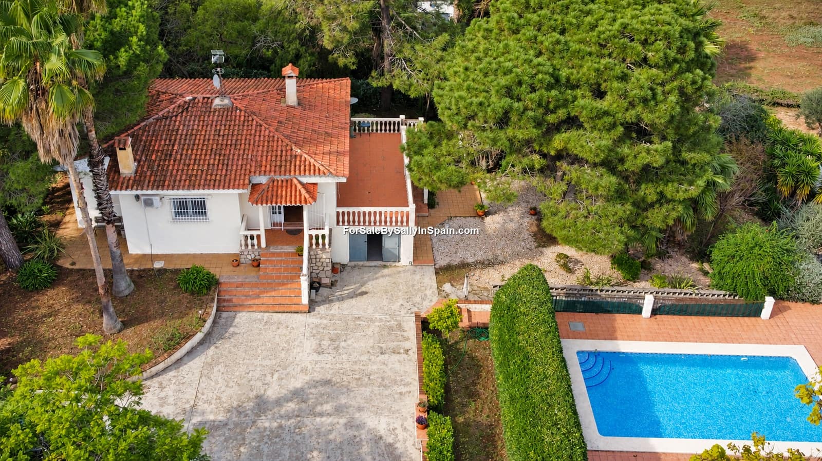 3 Zimmer Villa zu verkaufen in Barx mit Pool Garage - 269.000 € (Ref: 10183253)