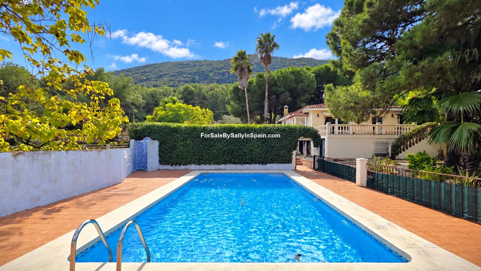 3 Zimmer Villa zu verkaufen in Barx mit Pool Garage - 269.000 € (Ref: 10183253)